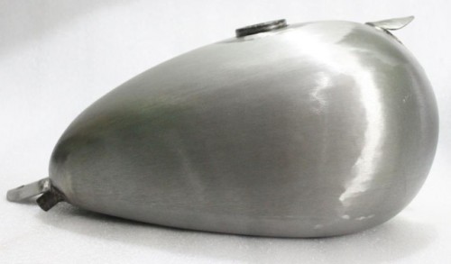 KING P-NUT FRISCO SHALLOW TUNNEL GAS TANK 2.4 GALLON | Chopper Dreams